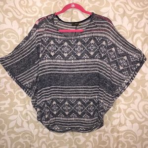 🌺🌼 poncho style sweater 🌼🌸